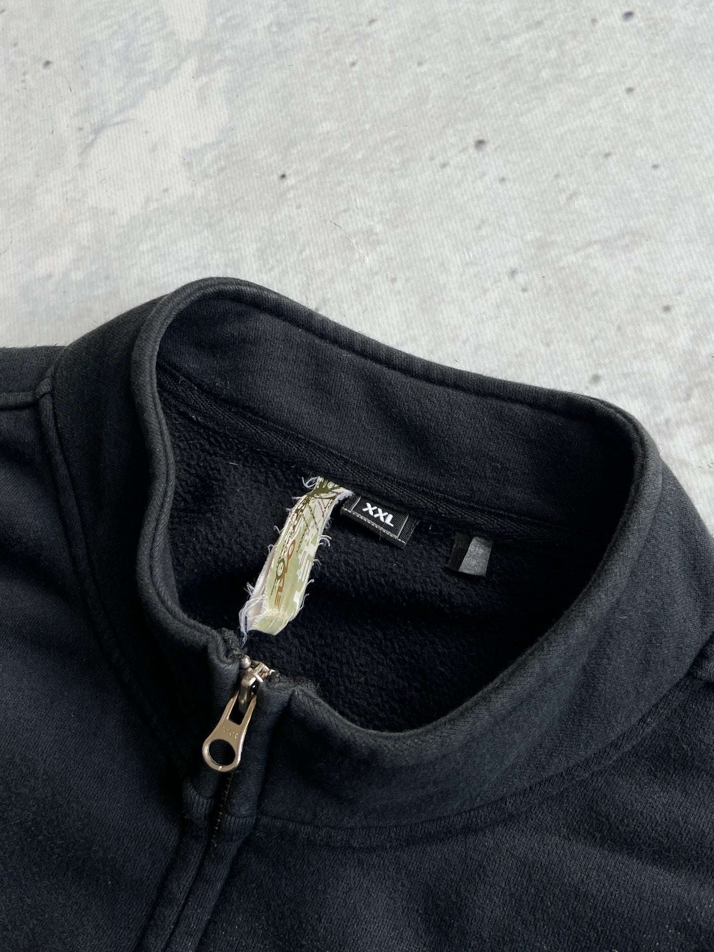 00's Oakley Heavyweight Spell Out Zip Up Sweatshirt (XXL)