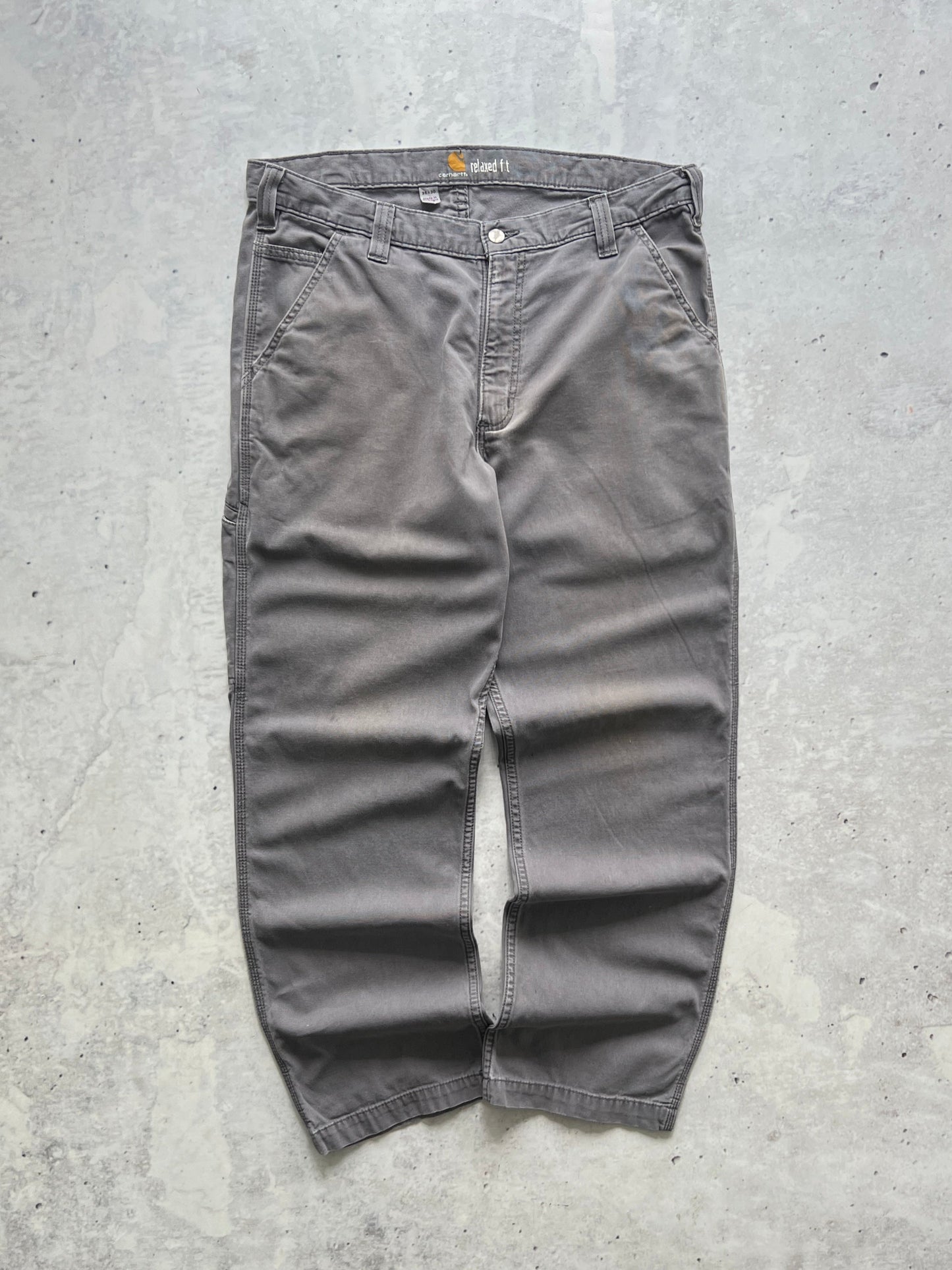 Vintage Carhartt carpenter work pants (W36 x L30)