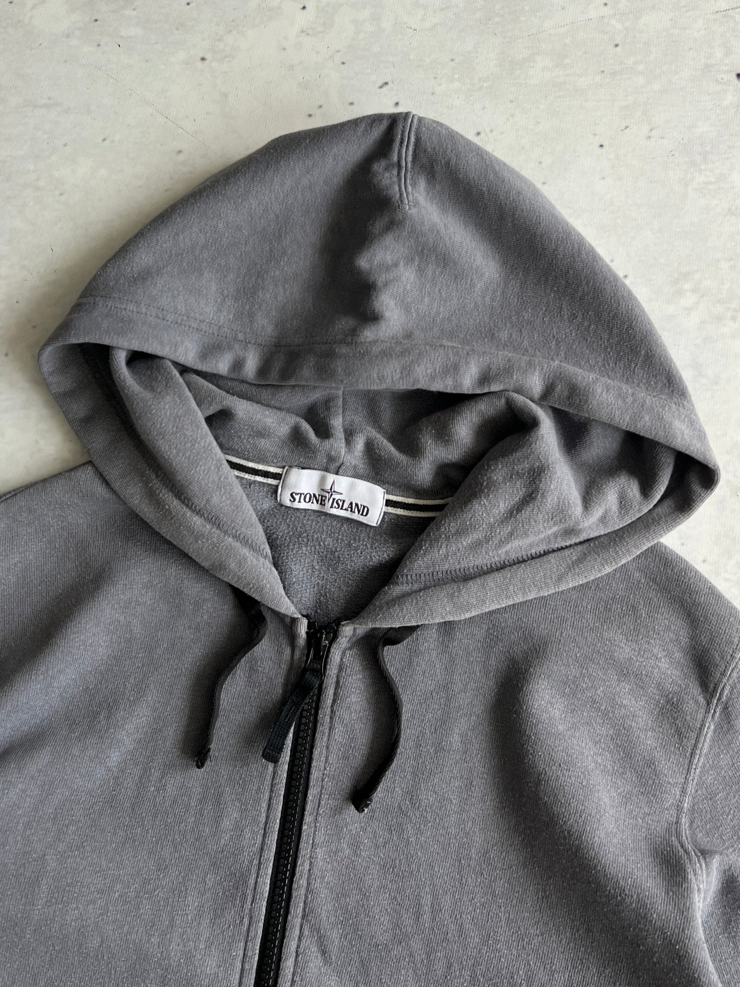 SS/16 Stone Island Zip Up Hoodie (L)