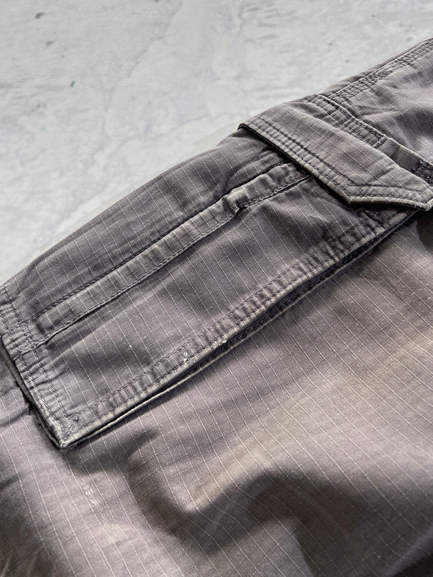 Vintage Carhartt work pants (W38 x L32)