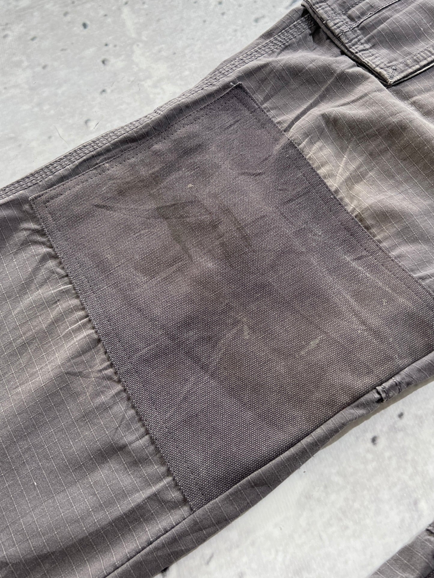 Vintage Carhartt work pants (W38 x L32)