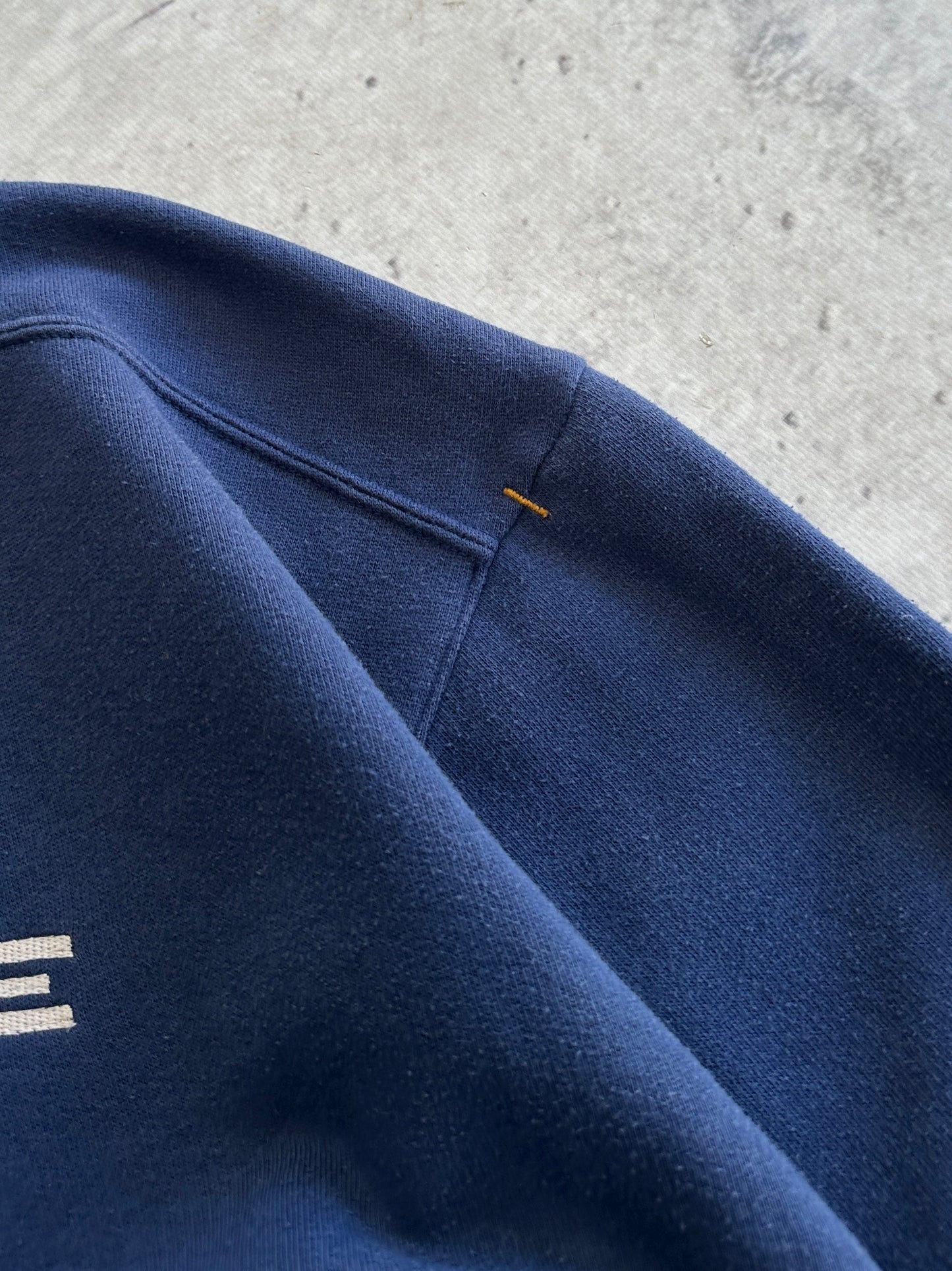 90's Nike Spell Out Swoosh Crewneck Sweatshirt (S)
