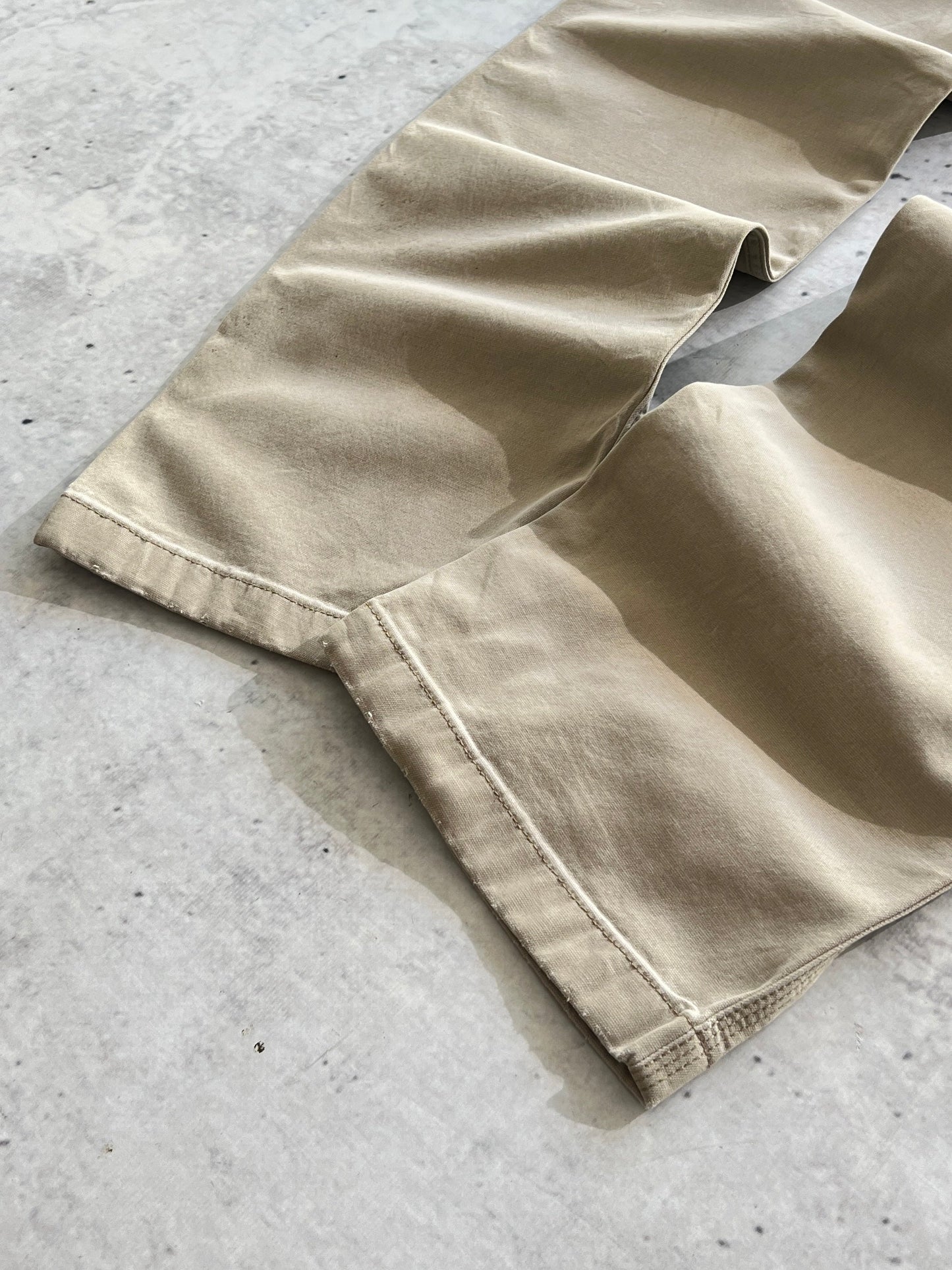 Vintage Carhartt duck canvas carpenter work pants (W34 x L33)