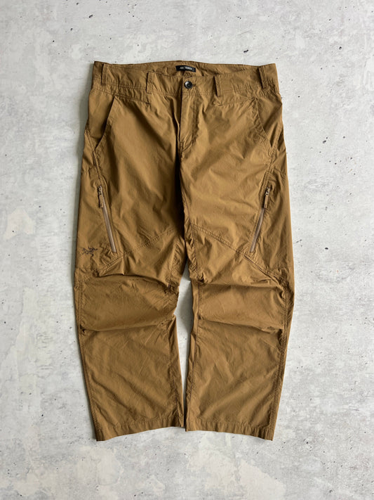 Arc'teryx Lightweight Utility Pants (W36)