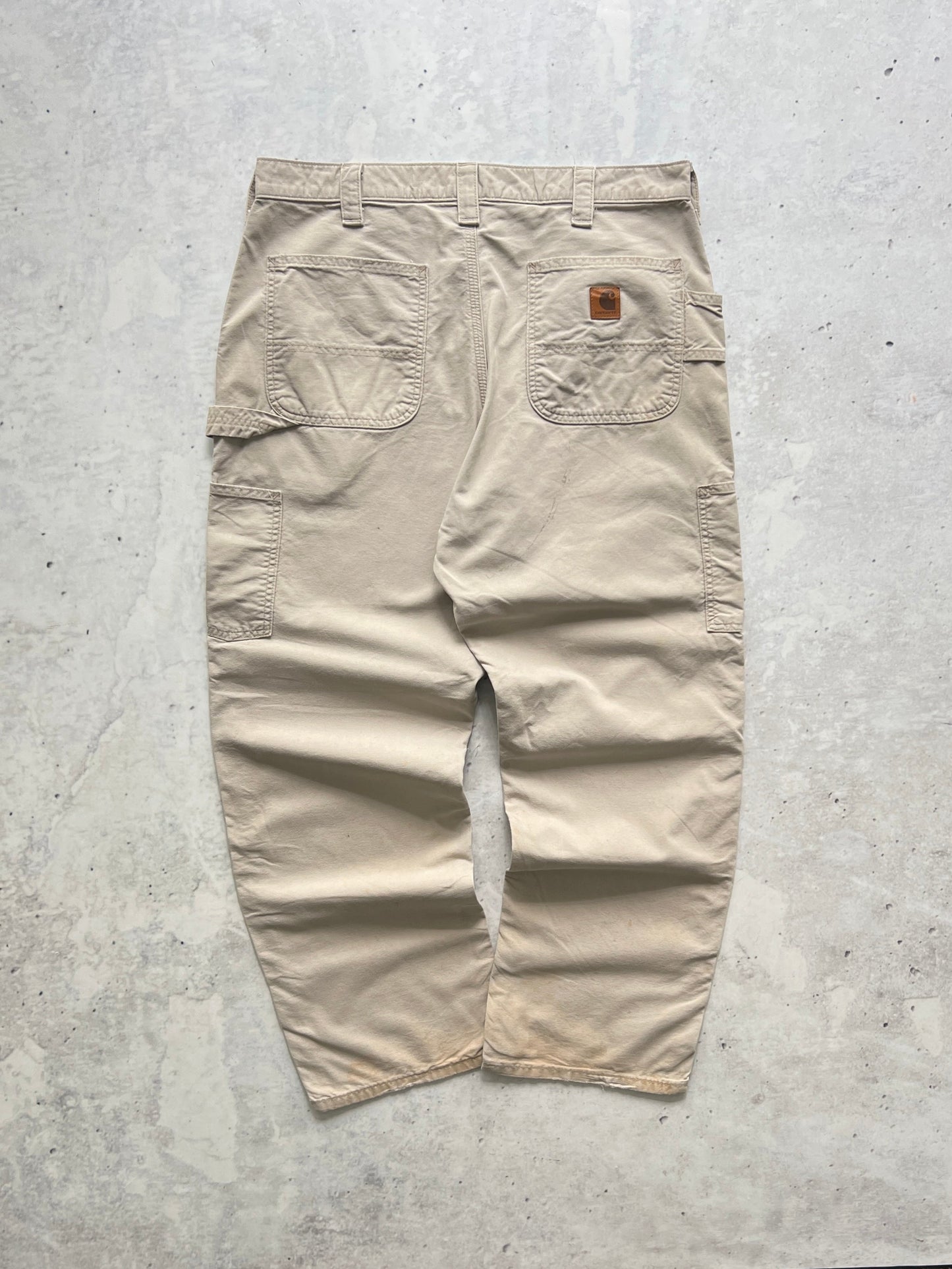 Vintage Carhartt carpenter work pants (W36 x L30)