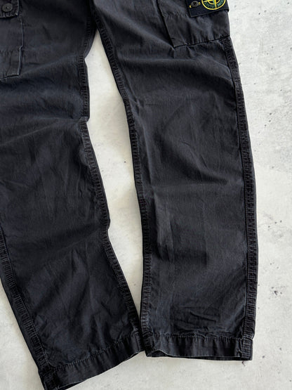 Stone Island heavyweight Cargo Pants (W32 x L30)