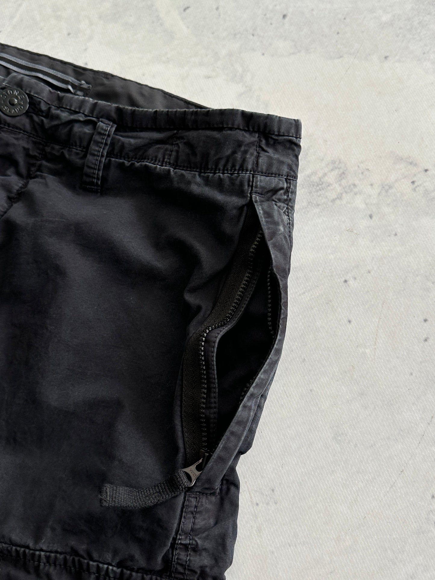 Stone Island heavyweight Cargo Pants (W32 x L30)