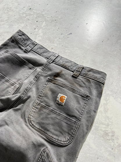 Vintage Carhartt carpenter work pants (W32 x L34)